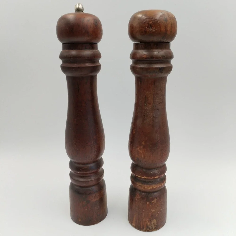 Vintage Wooden Salt Shaker Pepper Grinder Dark Brown Wood 6